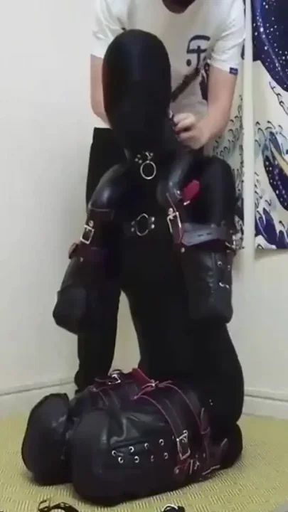Mz08 - the Bound in Latex Suit Reaches Climax