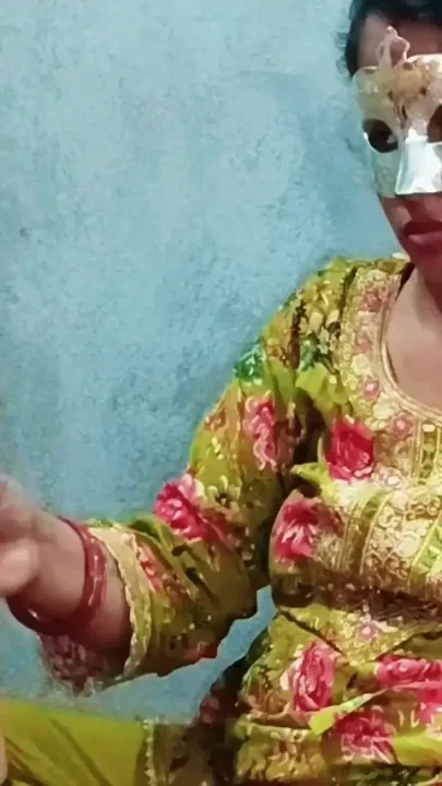 Indian Bhabhi Tight Anal Fucking Video with Clear Hindi Voice Doggy Style