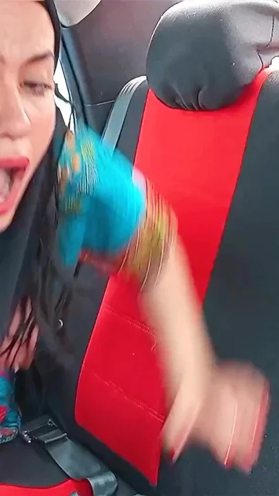 Indian stepmother wearing hijab gets fucked in car Clip 1
