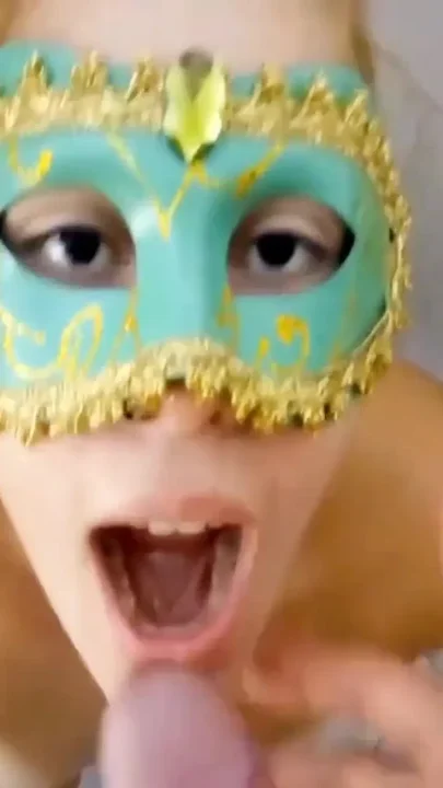 Drinking Pee for My Stepdaddy First Day Only 18 Years