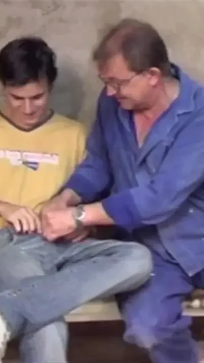 Twink 19 Yo Fucked by Mature at Work