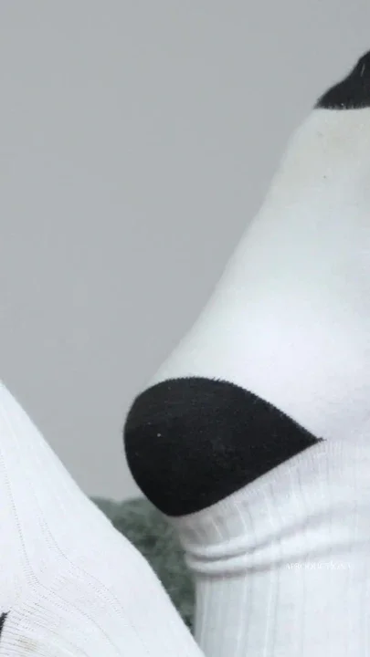Footsie Lesbian