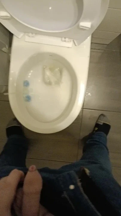 Peeing in the morning