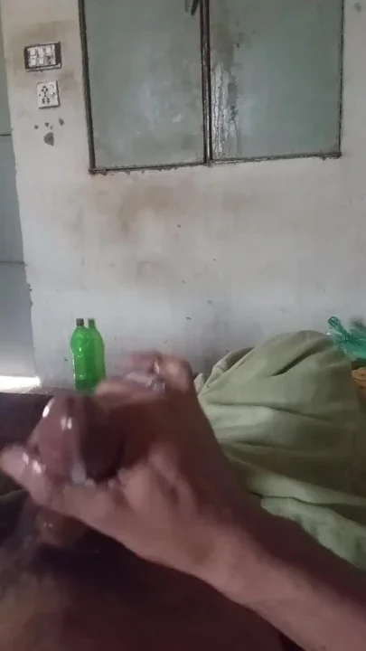 Aaj hath se chood banwaya us se Maza leya Clip 1