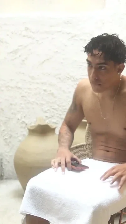 Curvy Latina Teases Me at a Public Pool