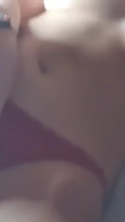 HollyKitten - Getting soaked playing with pussy