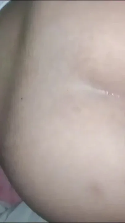Breaking the married woman's ass Clip 1