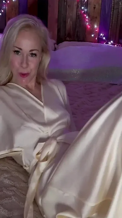 Vibing Myself with Legs Spread in Front of You Denied or Cum