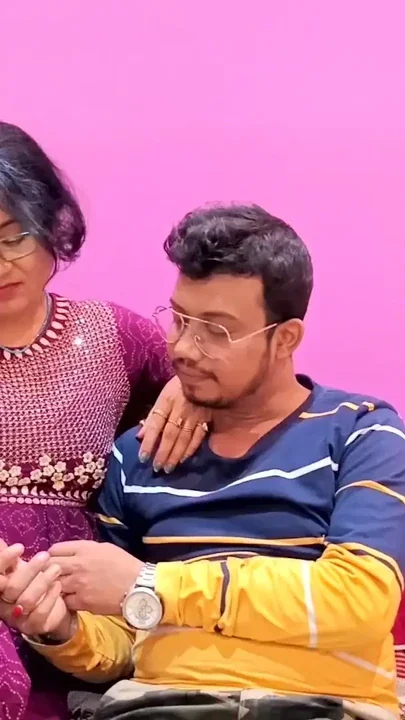 Jab aged teacher ko sara hua pussy fuck karte hain koi student thokta hain apne