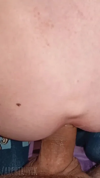 I didn't expect this sissy femboy to jump on my big dick