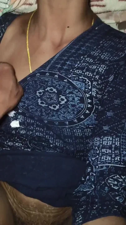 Brother in law swducing sister in law Clip 1