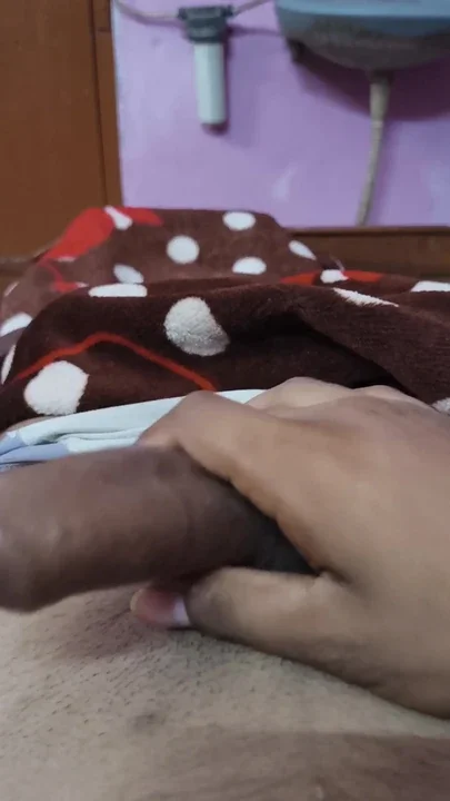 Land massage ka pani Clip 2
