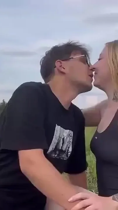 Outdoor Sex and Giving Blowjob to My Girl Friend