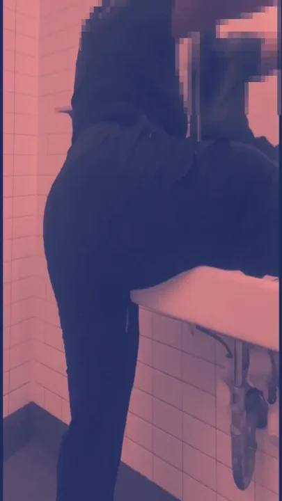 I Got LOCKED In The Bathroom For 30 SECONDS