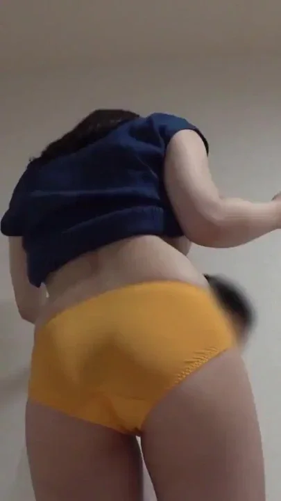 Part 4 Pacifier-loving beauty 1 Clip 2