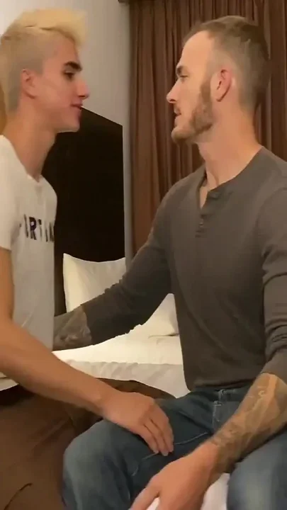 Hot Hotel Hook up in Colombia with Nathan Luna