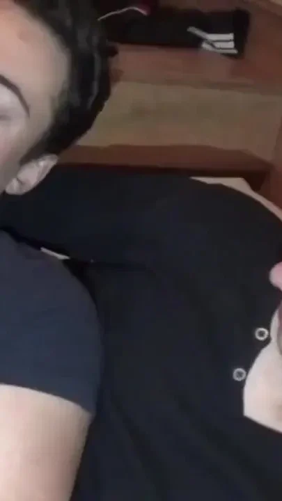 Garfuel fucked bareback by amazing xxl cock