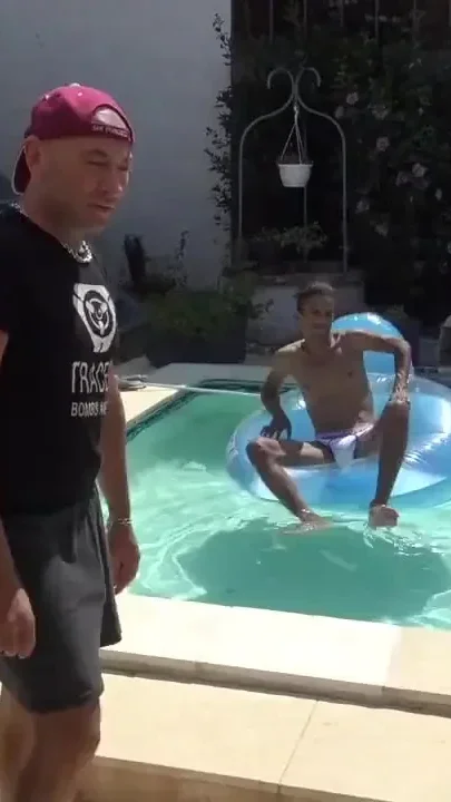 Jess fucked bareback by Julian in swimming pool