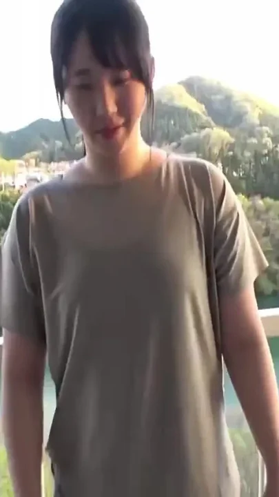 Wetting - a Pochaco Cutie Turns a Simple Walk Into a Clothes-on Spill Tour Chapter-3