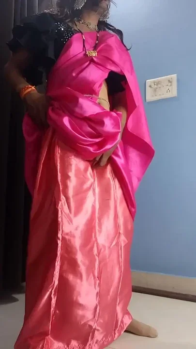 Gorgeous satin pink saree and satin peticot Clip 1