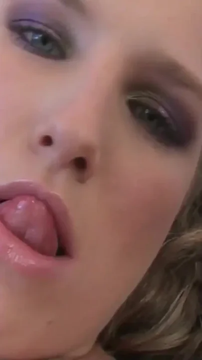Double penetration in extrem tight ass and pussy