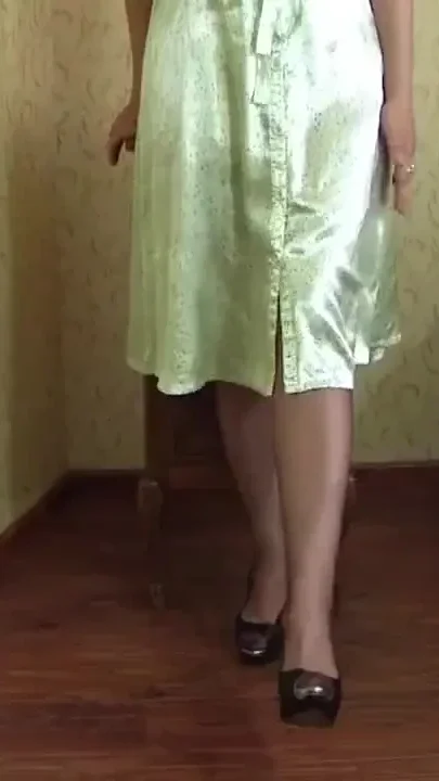 Bored housewife gets wild