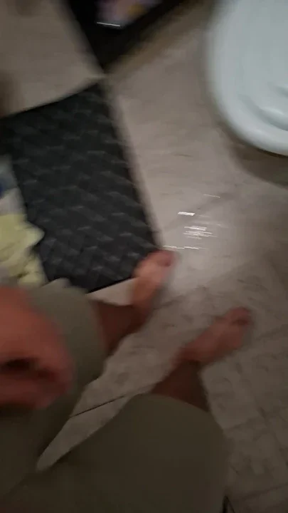 I end up peeing in my shorts