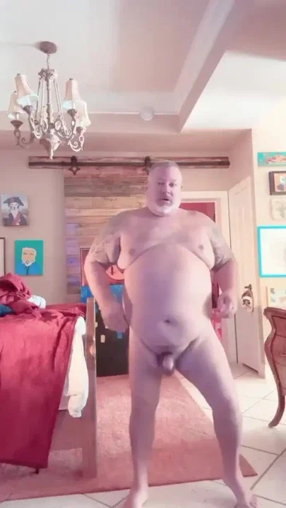FAT GIANT GRANDPA DANCES NAKED AND ITS VERY EROTIC AND TURNS YOU ON SEXUALLY FOR