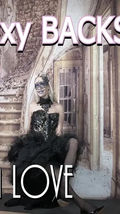 Lena Love - 412 - Photoshoot Backstage