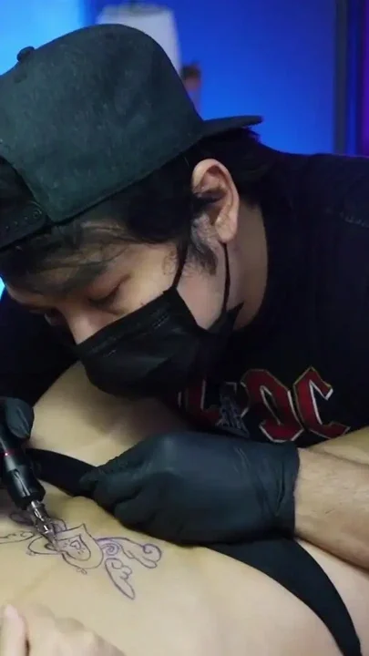 Indian Bhabhi can't stop Squirting while getting a Tattoo Clip 1