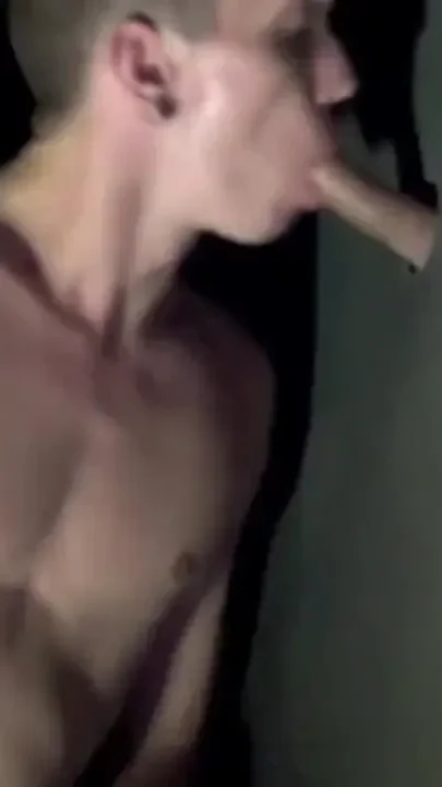 Hard fist session for slut twink and punk dominant