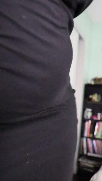 teasing you while I twerk on that dick