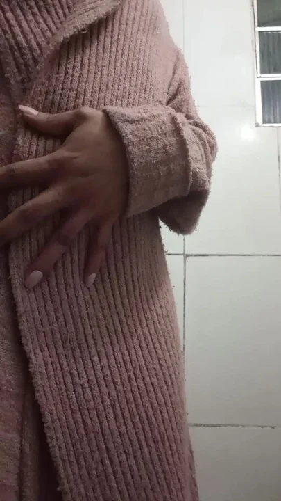 I put my panties aside showed my big clit and masturbated 1