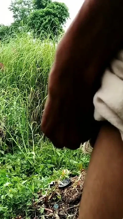 Indian Big Cock Handjob and Masturbation in Outdoor