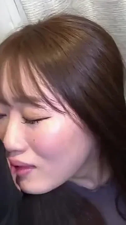 Asian Angel 25770