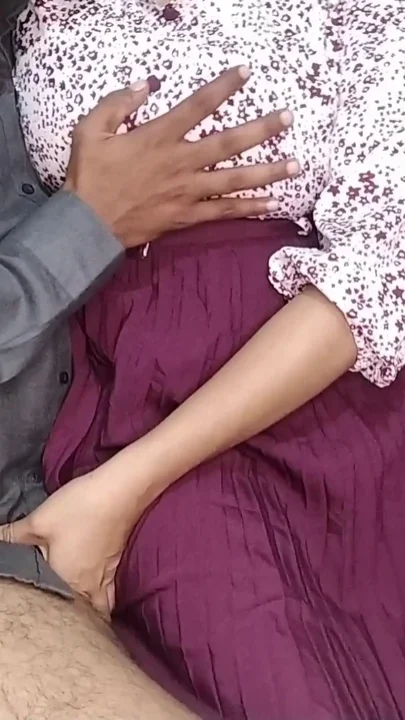 Beautiful Big Stepsister Seduce and Fuck Her Stepsister Stepbrother Desi Sex