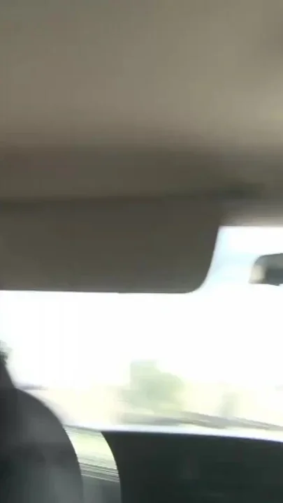Big ass beautiful babe gets fucked in the car