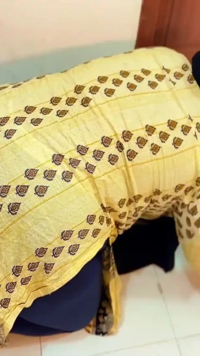 Arab Hot Maid Stuck Please Hurry up & Fuck My Big Ass Then Get Me Out of Under Bed