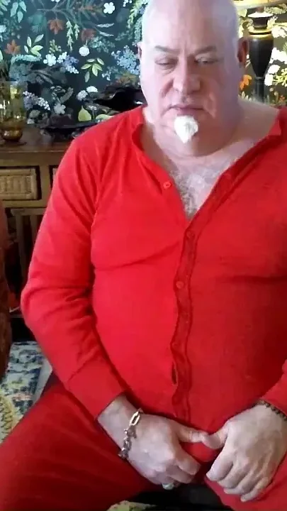 Beardaddychub Jerks and Cums on Cam in a Union Suit