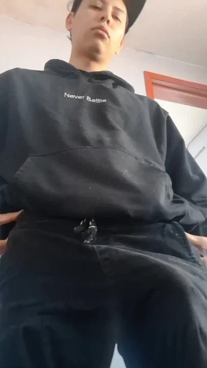 A little clip of a big dick that you could eat