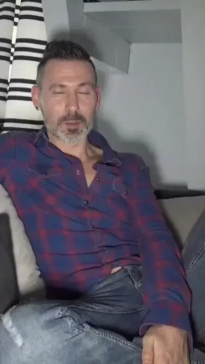 Enzo Rimenez fucke dby seyx Stepdaddy for casting porn