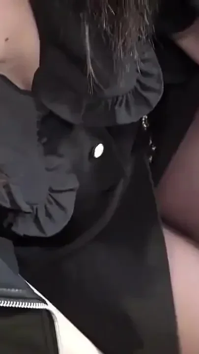 Retired Idol with Explosive Curves Private After-hours Reunion Ending in a Deep Creampie