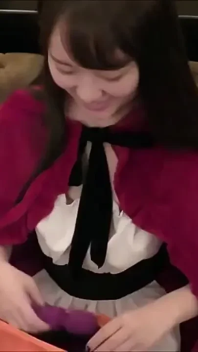 Halloween Magic Brings a Top-class Amateur Beauty for a Special Night Treat - 1