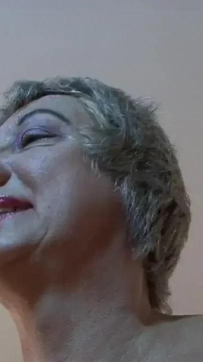 Big titted granny gets her balloons jizzed