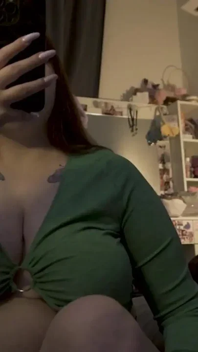A porn story about my first experience with a strap-on and a stranger woman Clip 1