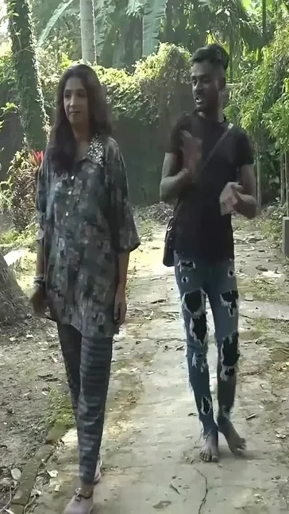 Desi Beautiful Open Minded Indian Bhabhi Having Sex with Ex-lover