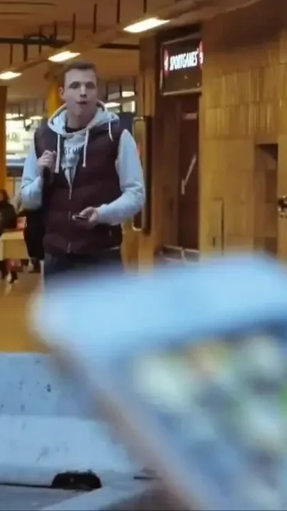 Straight boy curious from Praha fucking raw 1
