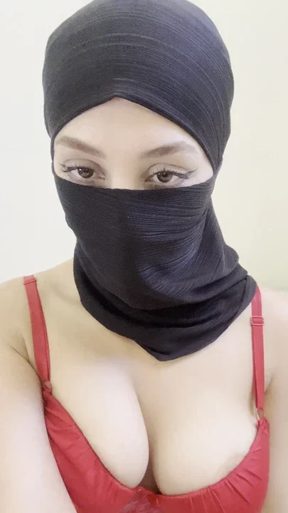 Arab Hijabi Girl in Niqab Teases Her Big Boobs and Perfect Round Tits