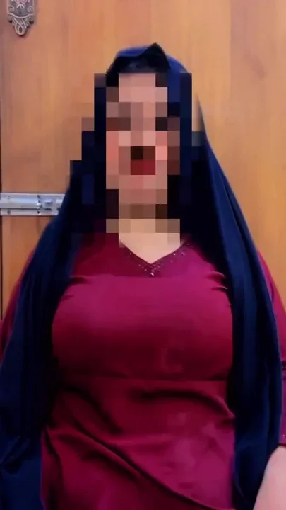 Thick Ass & Huge Boobs Hot Arabian Muslim Beautiful Friend's Wife Want Sex From