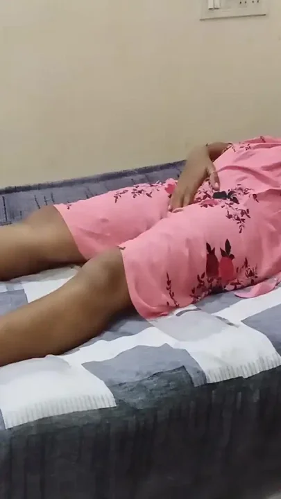 Young Bhabi Wants to Try That Cock